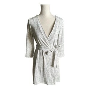 Persifor Louise Wrap Dress Size XS Gray White 3/4 Sleeves